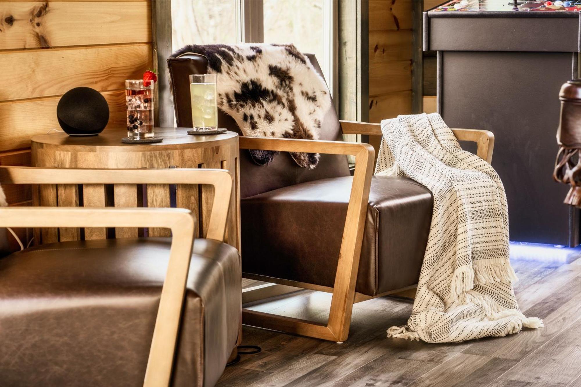 Mountainscape - Brand New Cabin W Views - Hottub - Firetable - Ps5 - Pooltable - 3 Pools 蓋特林堡 外观 照片