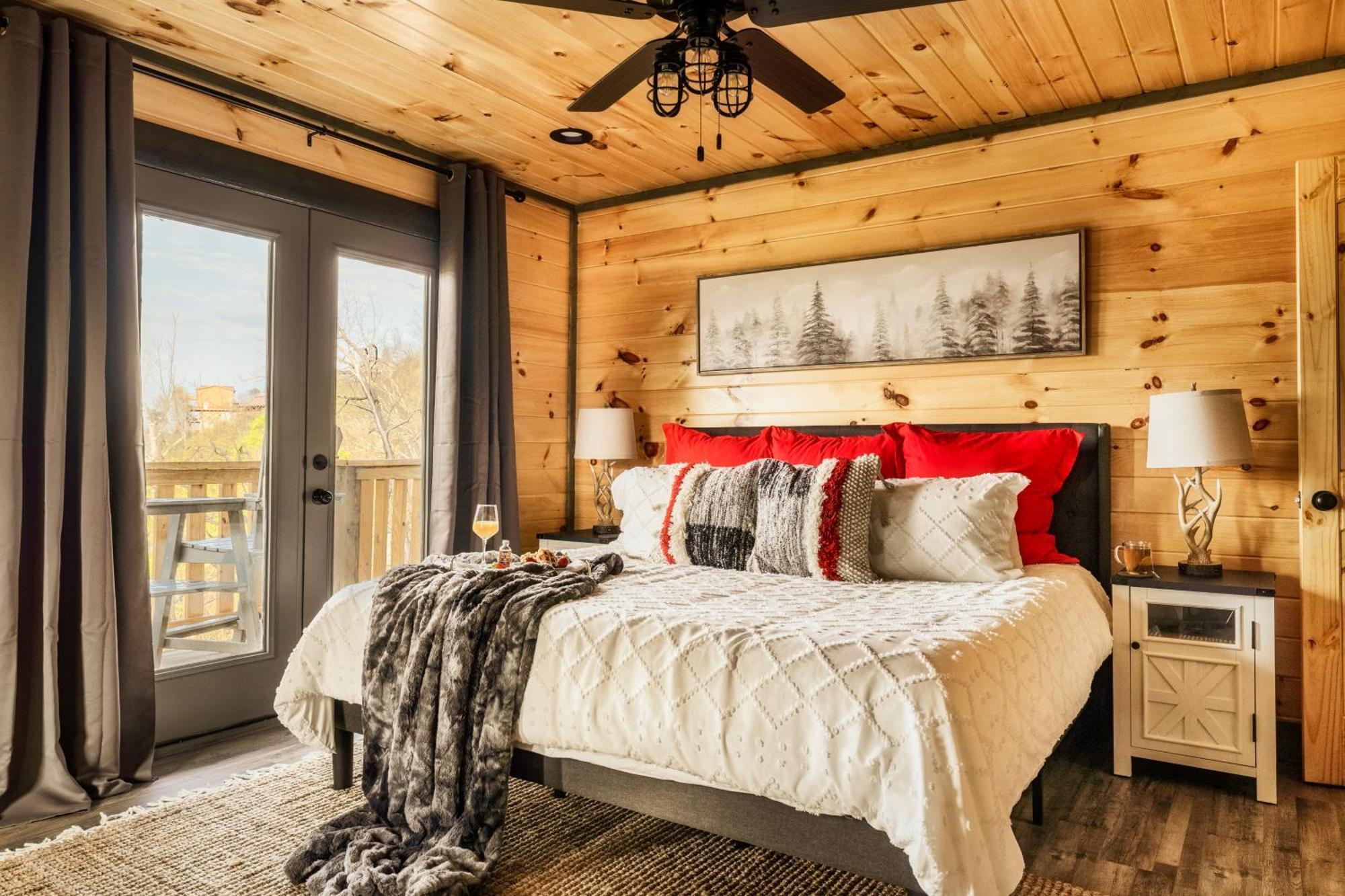 Mountainscape - Brand New Cabin W Views - Hottub - Firetable - Ps5 - Pooltable - 3 Pools 蓋特林堡 外观 照片