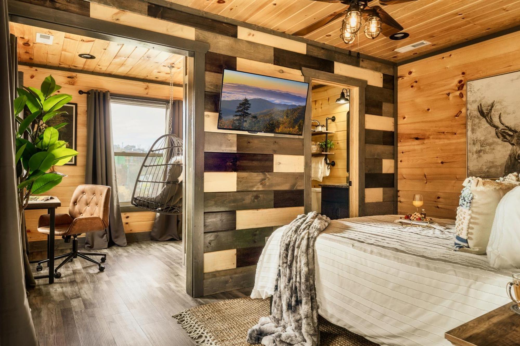 Mountainscape - Brand New Cabin W Views - Hottub - Firetable - Ps5 - Pooltable - 3 Pools 蓋特林堡 外观 照片